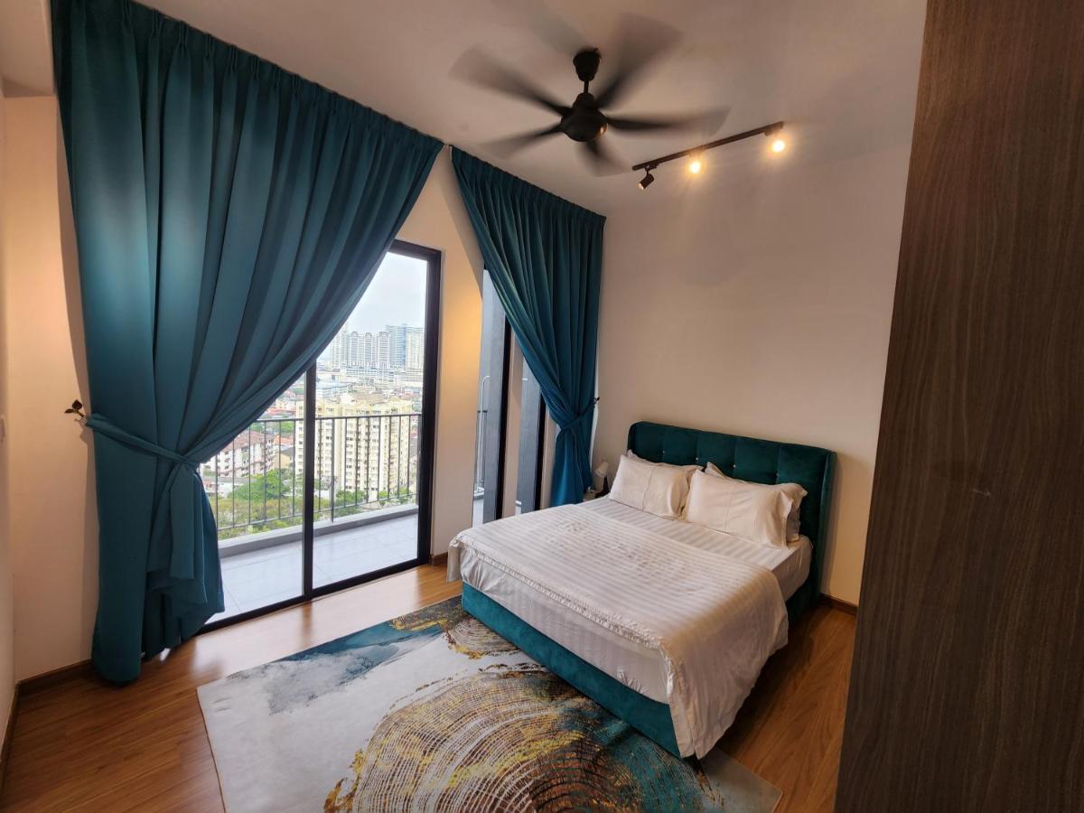 Beacon Executive Suite - Skypool Penang View จอร์จทาวน์ ภายนอก รูปภาพ