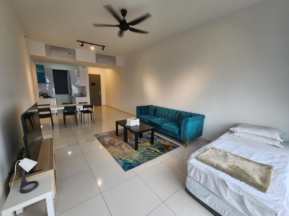 Beacon Executive Suite - Skypool Penang View จอร์จทาวน์ ภายนอก รูปภาพ