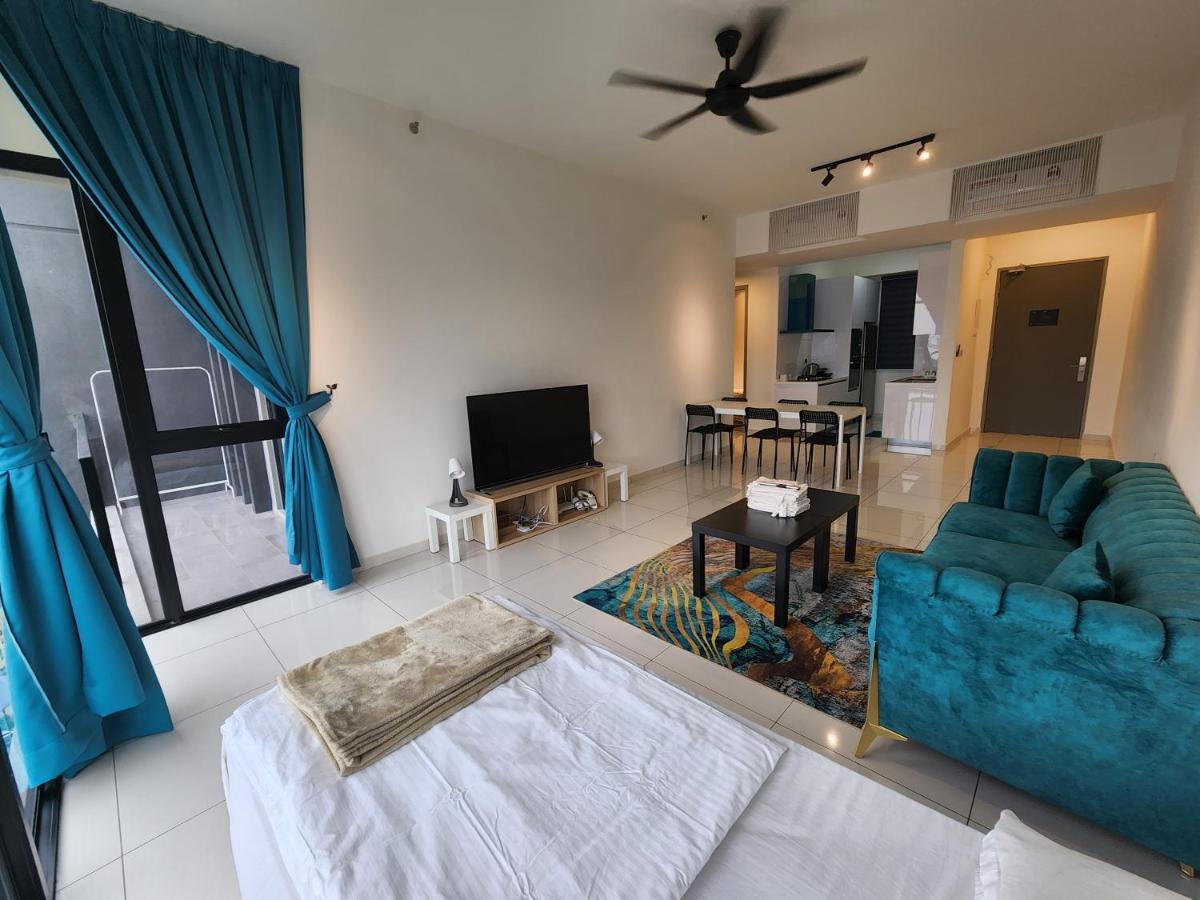 Beacon Executive Suite - Skypool Penang View จอร์จทาวน์ ภายนอก รูปภาพ