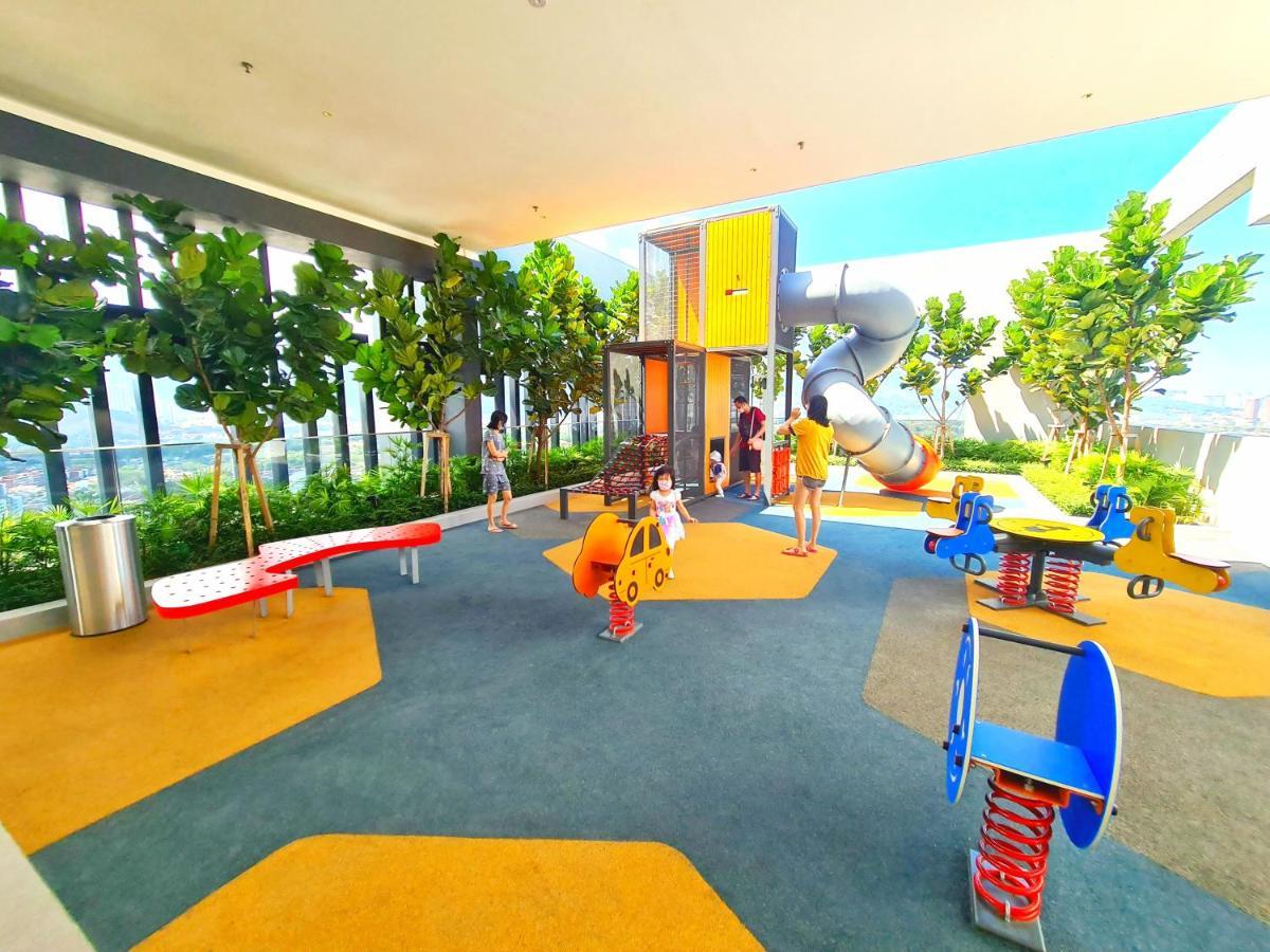 Beacon Executive Suite - Skypool Penang View จอร์จทาวน์ ภายนอก รูปภาพ