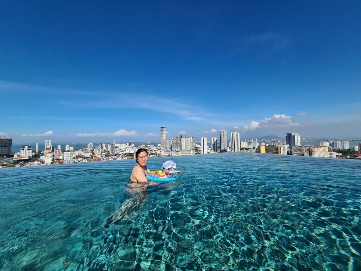 Beacon Executive Suite - Skypool Penang View จอร์จทาวน์ ภายนอก รูปภาพ