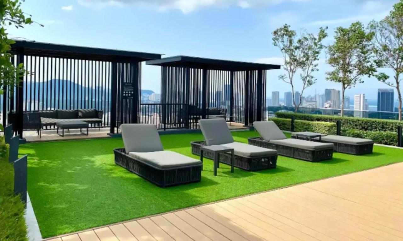 Beacon Executive Suite - Skypool Penang View จอร์จทาวน์ ภายนอก รูปภาพ