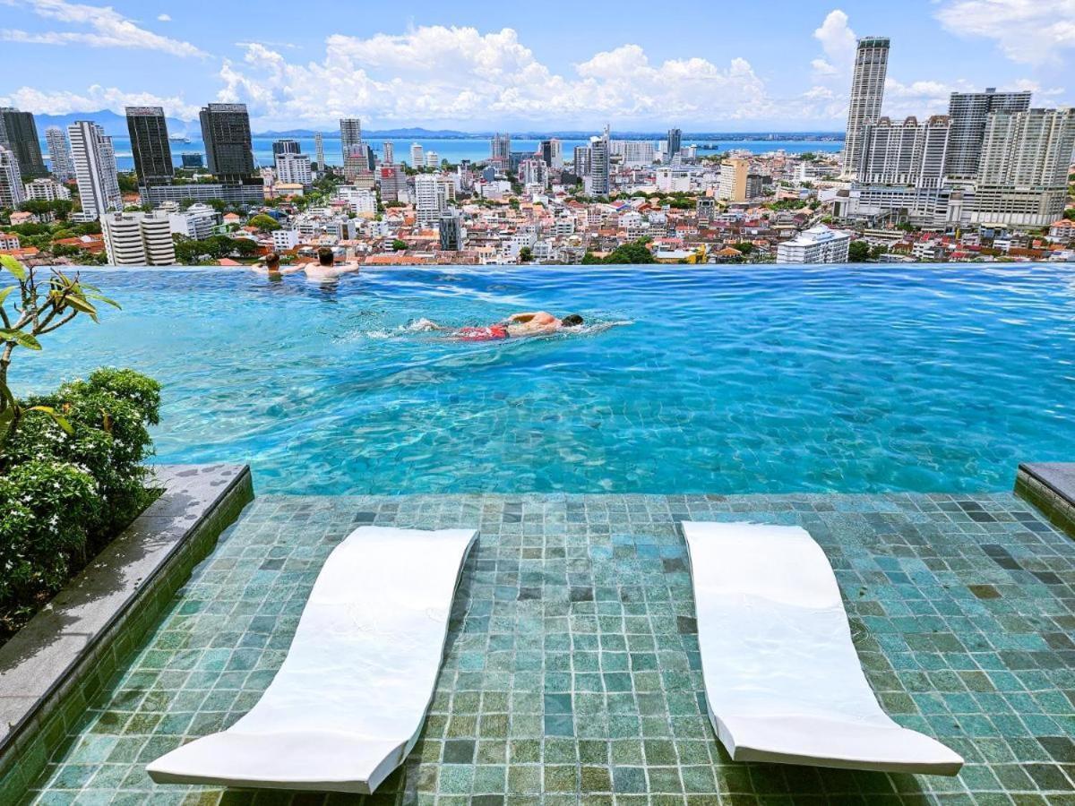 Beacon Executive Suite - Skypool Penang View จอร์จทาวน์ ภายนอก รูปภาพ