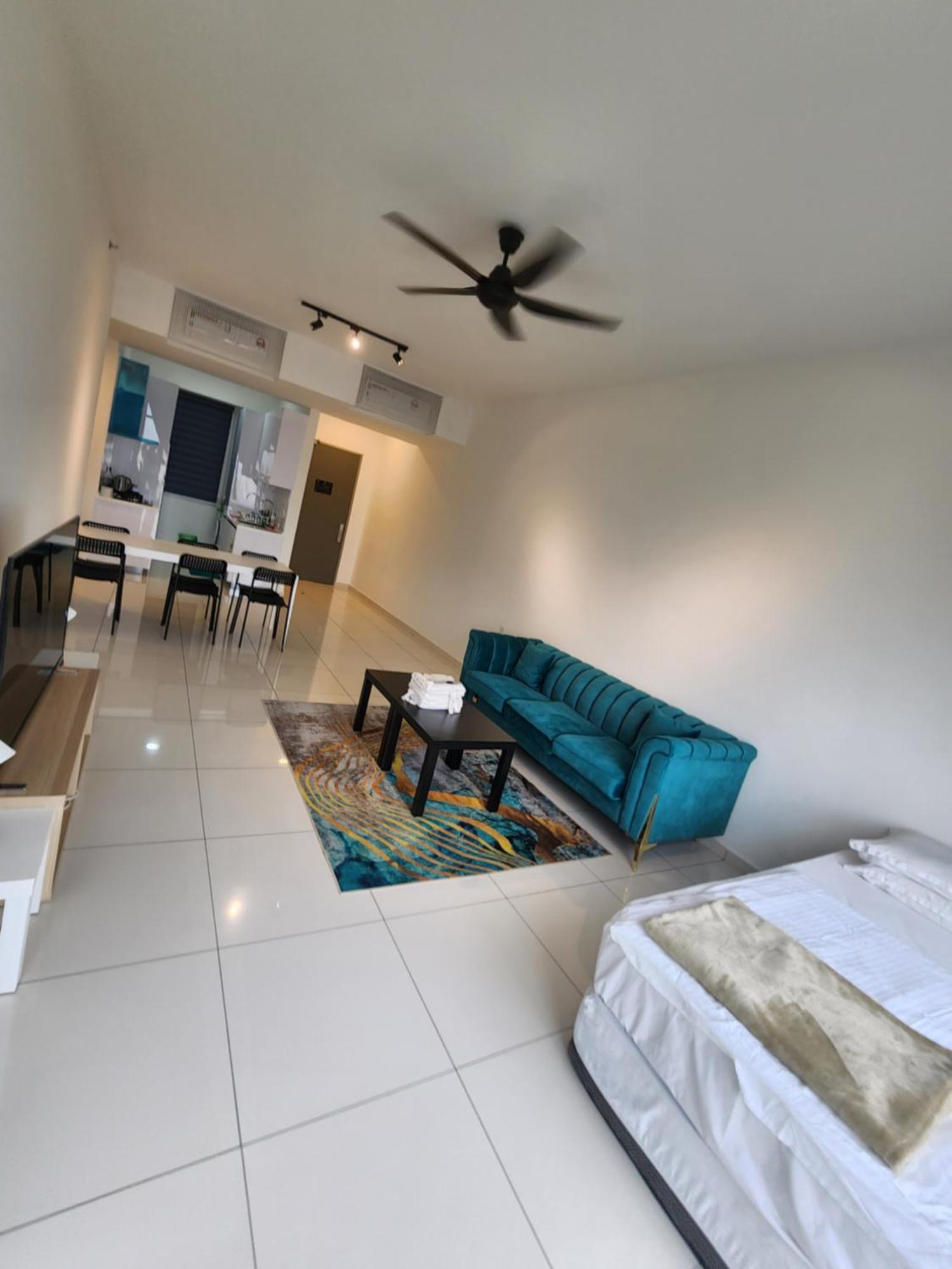 Beacon Executive Suite - Skypool Penang View จอร์จทาวน์ ภายนอก รูปภาพ