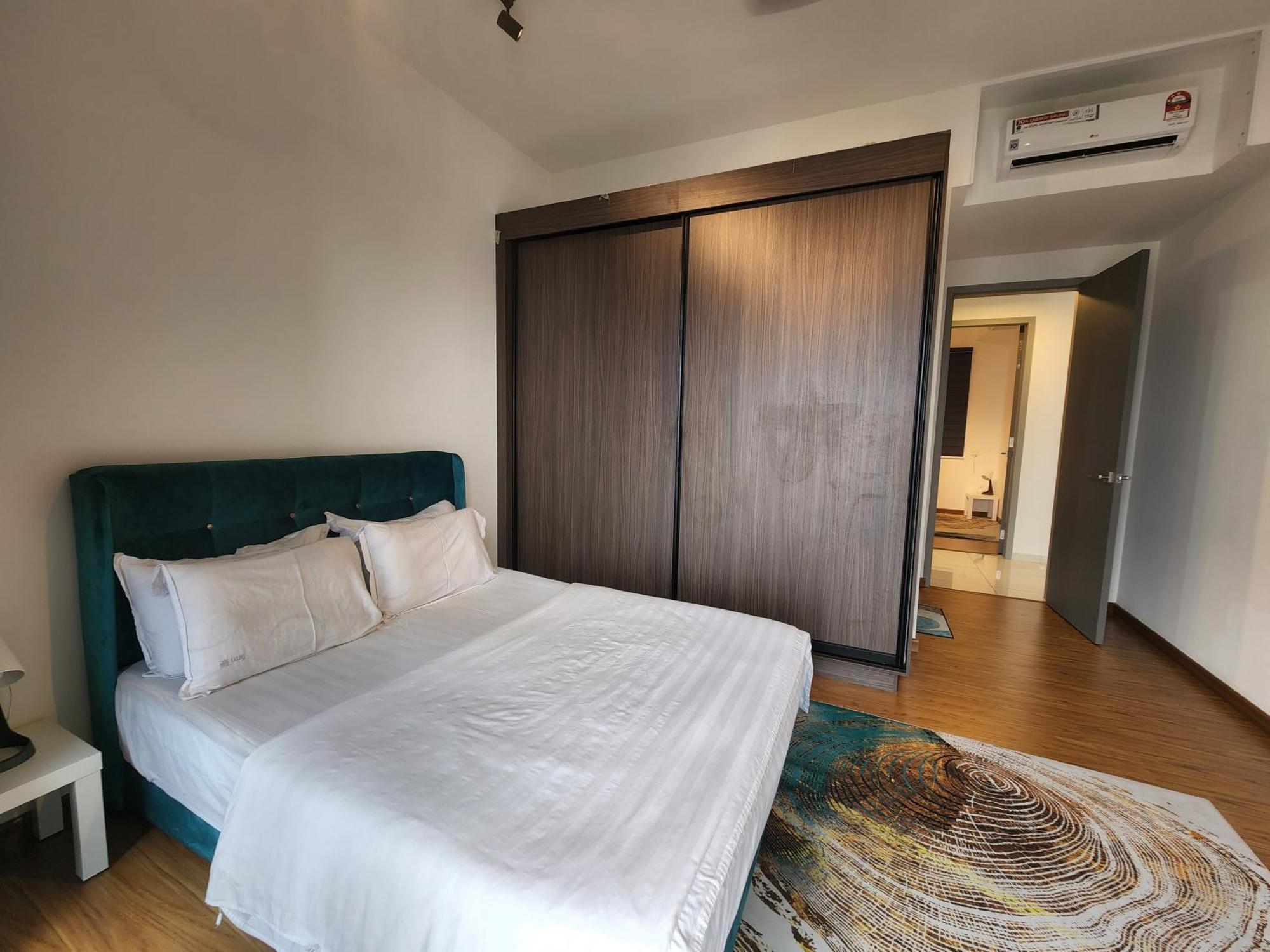 Beacon Executive Suite - Skypool Penang View จอร์จทาวน์ ภายนอก รูปภาพ