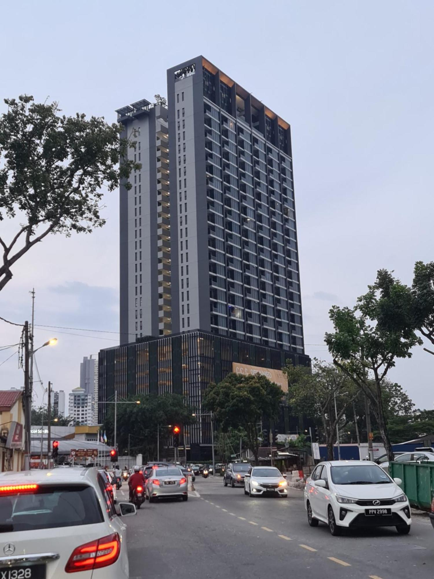Beacon Executive Suite - Skypool Penang View จอร์จทาวน์ ภายนอก รูปภาพ