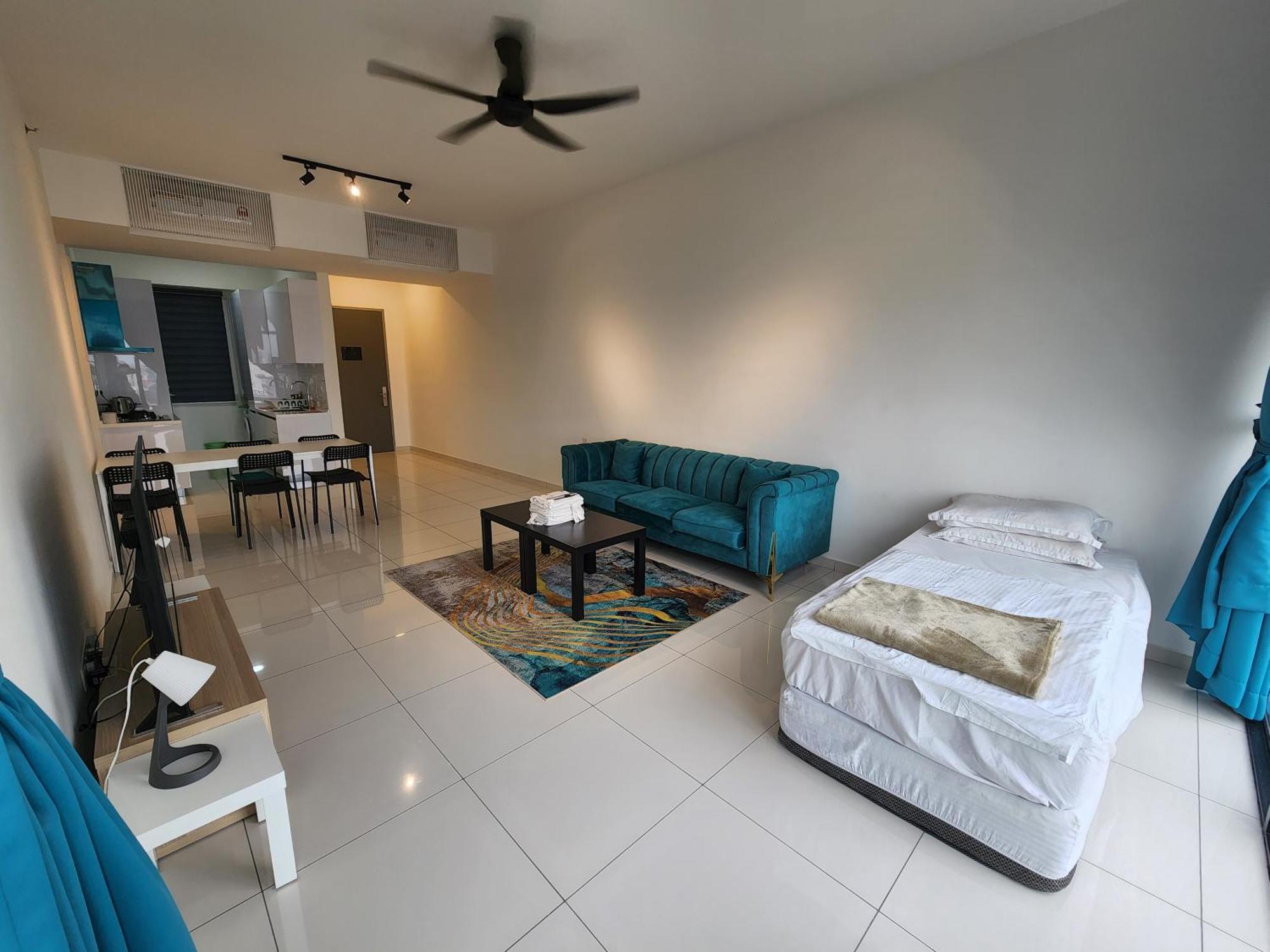 Beacon Executive Suite - Skypool Penang View จอร์จทาวน์ ภายนอก รูปภาพ