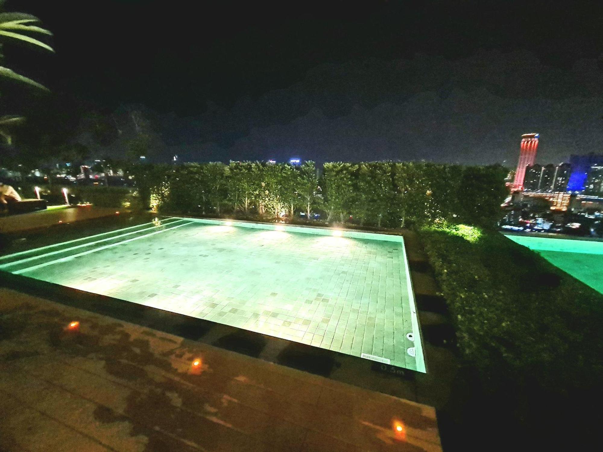Beacon Executive Suite - Skypool Penang View จอร์จทาวน์ ภายนอก รูปภาพ